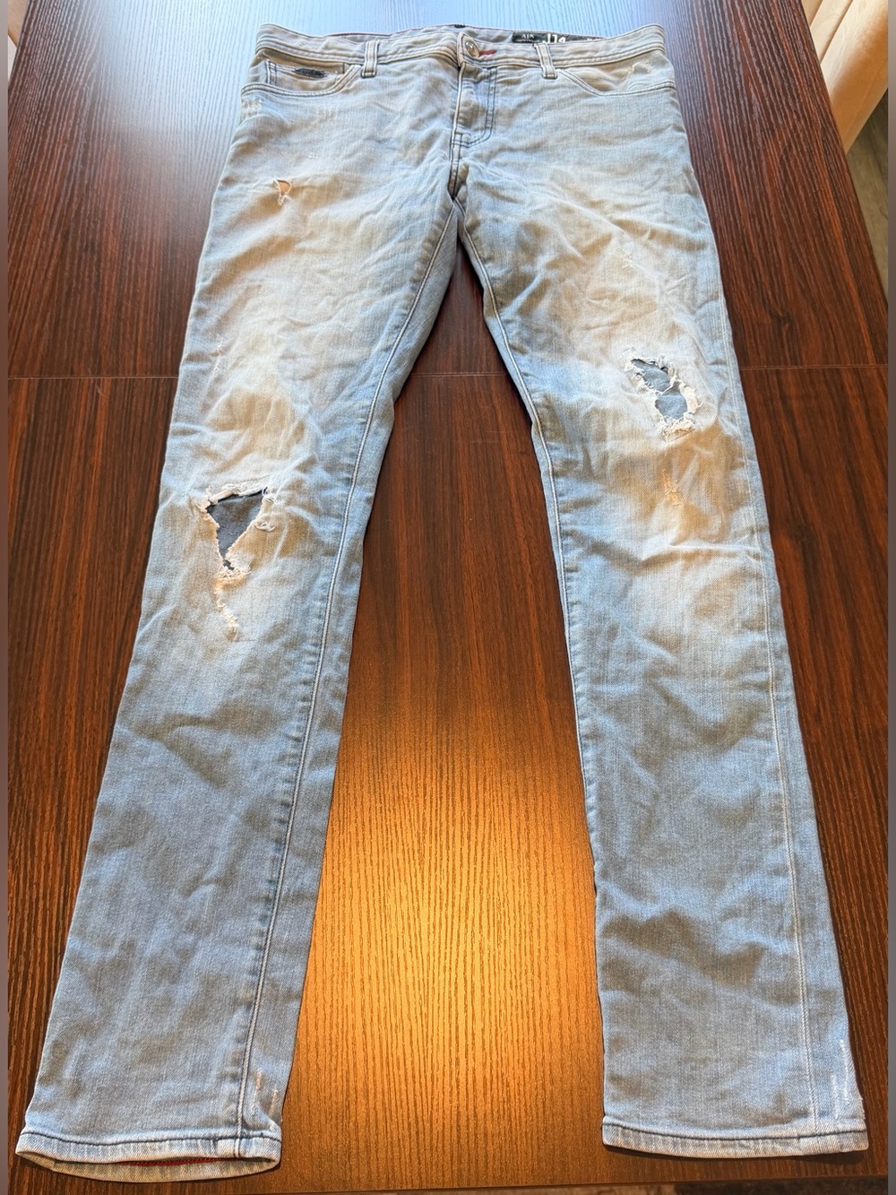 Armani Exchange Mens Light Wash Distressed  J14 Skinny Jeans Ripped A|X 30x31